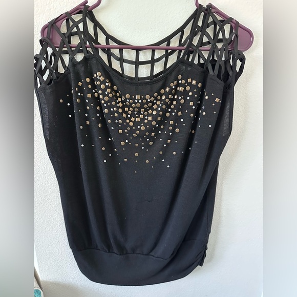 HeartSoul Black and Gold Cap Sleeve Embellished Blouse NWOT - Picture 1 of 4